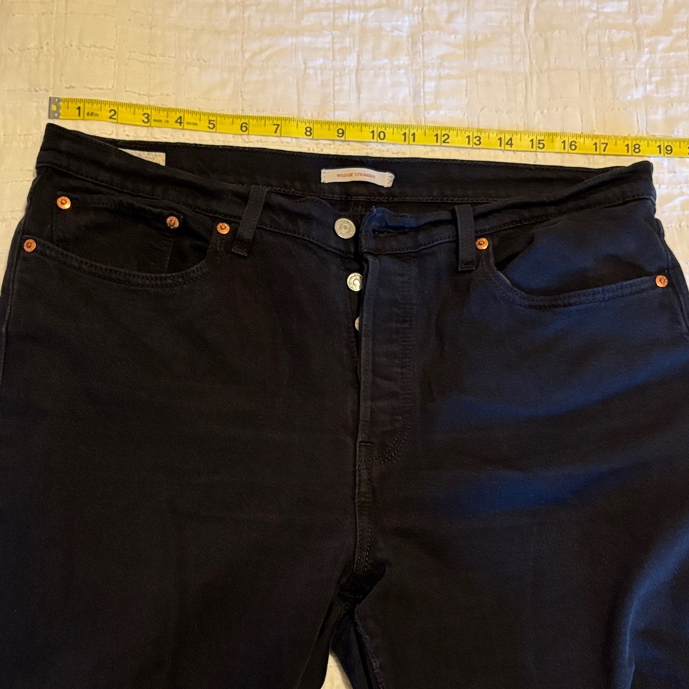 Levi's Black Straight Leg Jeans